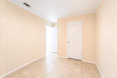 8137 SW Wildwood Drive, Stuart FL - photo 15 of 29