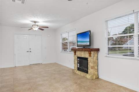1167 SW Gardena Avenue, Port St. Lucie FL - photo 17 of 30