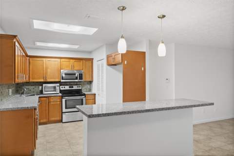 1167 SW Gardena Avenue, Port St. Lucie FL - photo 19 of 30