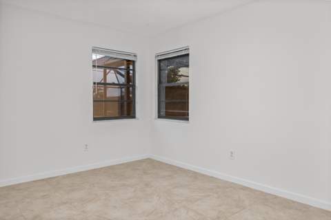 1167 SW Gardena Avenue, Port St. Lucie FL - photo 24 of 30