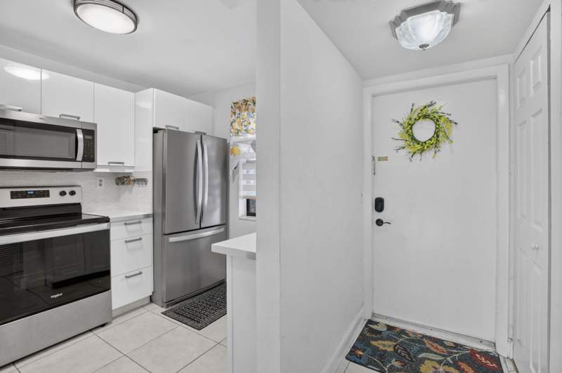 2 bedroom Condominium at 2793 NW 104th Avenue #203, Sunrise Lakes 216 Condo, Sunrise — photo 3