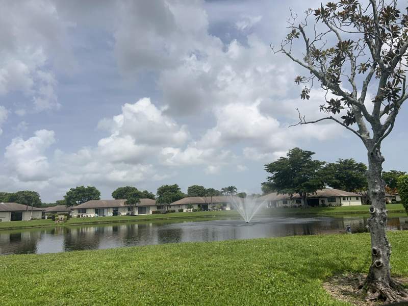 2 bedroom Villa at 4882 Equestrian Circle #A, Greentree Villas Condo, Boynton Beach — photo 3