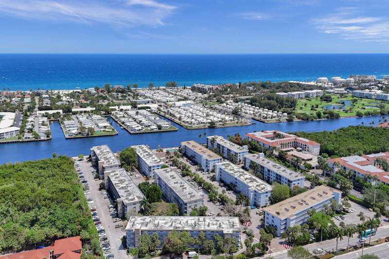 2 bedroom Condominium at 2000 S Federal Highway #307, Seagate Of Gulfstream Condo, Boynton Beach — photo 2