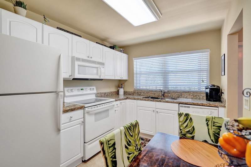2 bedroom Condominium at 2000 S Federal Highway #307, Seagate Of Gulfstream Condo, Boynton Beach — photo 5