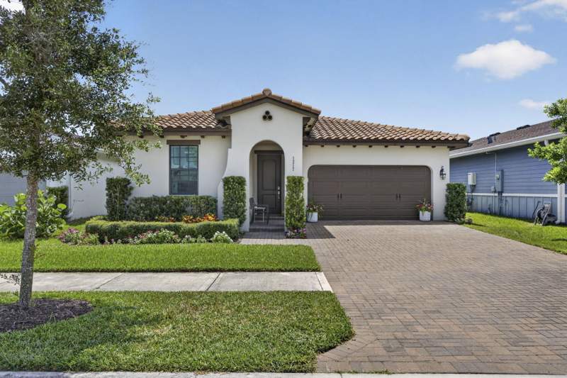 3 bedroom Single Family Residence at 1217 Wandering Willow Way, Arden Pud Pod C South, Loxahatchee — photo 2