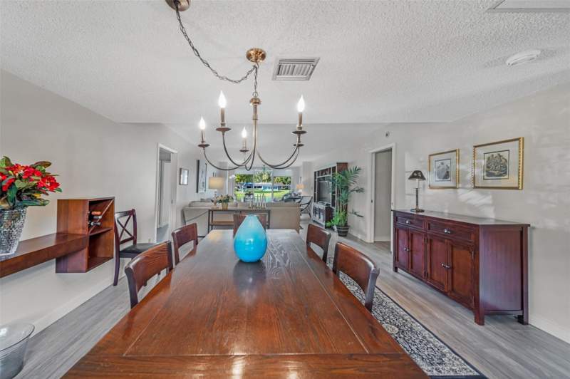 3 bedroom Condominium at 3611 Oaks Clubhouse Drive #104, No 74 Palm-Aire Country Club, Pompano Beach — photo 3