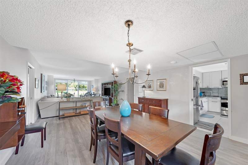 3 bedroom Condominium at 3611 Oaks Clubhouse Drive #104, No 74 Palm-Aire Country Club, Pompano Beach — photo 4