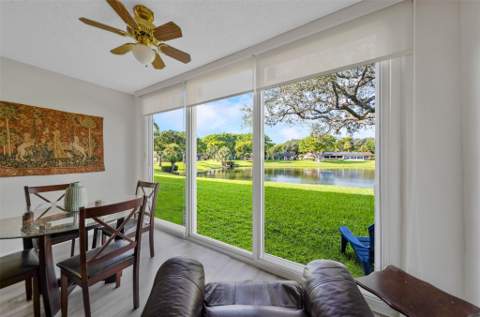 3611 Oaks Clubhouse Drive #104, Pompano Beach FL - photo 13 of 34