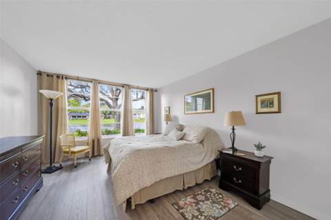 3611 Oaks Clubhouse Drive #104, Pompano Beach FL - photo 24 of 34