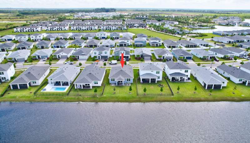 3 bedroom Single Family Residence at 14093 SW Enzi Way, Cadence Phase II, Port St. Lucie — photo 3