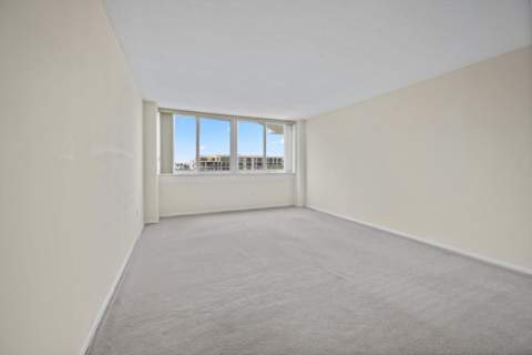 2773 S Ocean Boulevard #416, Palm Beach FL - photo 8 of 25