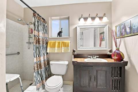 1000 Wyoming Avenue, Fort Lauderdale FL - photo 19 of 36