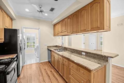 7362 Pine Creek Way, Port St. Lucie FL - photo 11 of 63