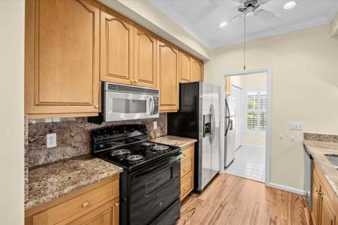 7362 Pine Creek Way, Port St. Lucie FL - photo 12 of 63