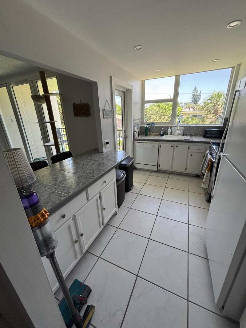 2 bedroom Condominium at 1238 Hillsboro Mile #210, Port De Mer Condo, Hillsboro Beach — photo 1