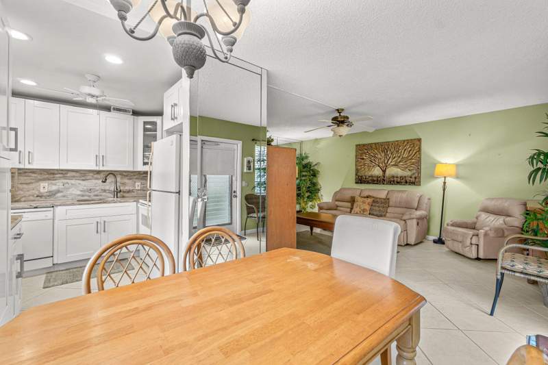 2 bedroom Condominium at 265 Newport R Drive #R, Century Village, Deerfield Beach — photo 3