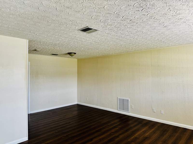 3 bedroom Single Family Residence at 5105 Birch Drive, Indian River Estates Unit 7, Fort Pierce — photo 5
