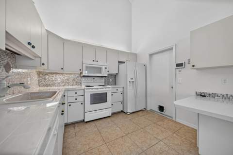 2738 SE Tropical East Circle, Port St. Lucie FL - photo 8 of 22