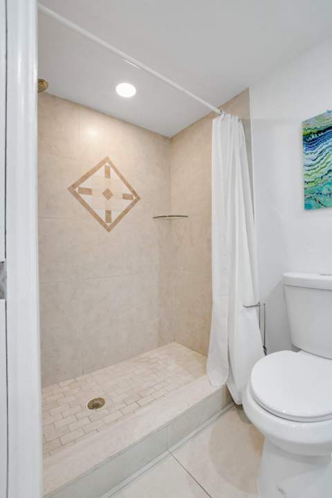 1222 Hillsboro Mile #11, Hillsboro Beach FL - photo 14 of 55