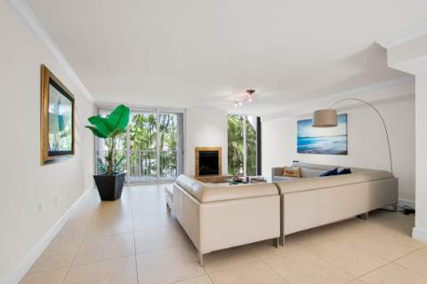 1222 Hillsboro Mile #11, Hillsboro Beach FL - photo 21 of 55