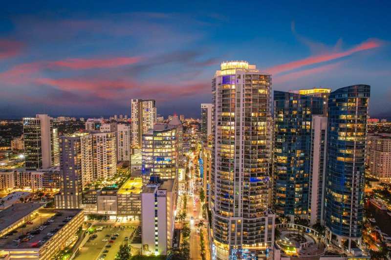 2 bedroom Condominium at 100 E Las Olas Boulevard #1902, 100 Las Olas Condo, Fort Lauderdale — photo 1