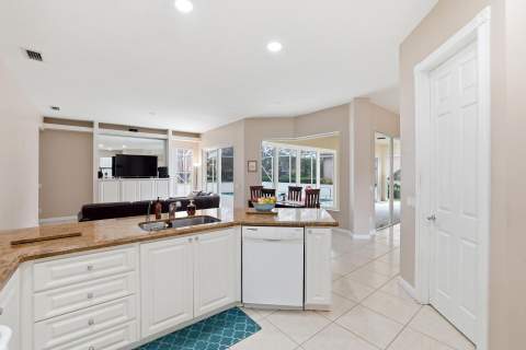 2810 Hancock Creek Road, West Palm Beach FL - photo 10 of 28