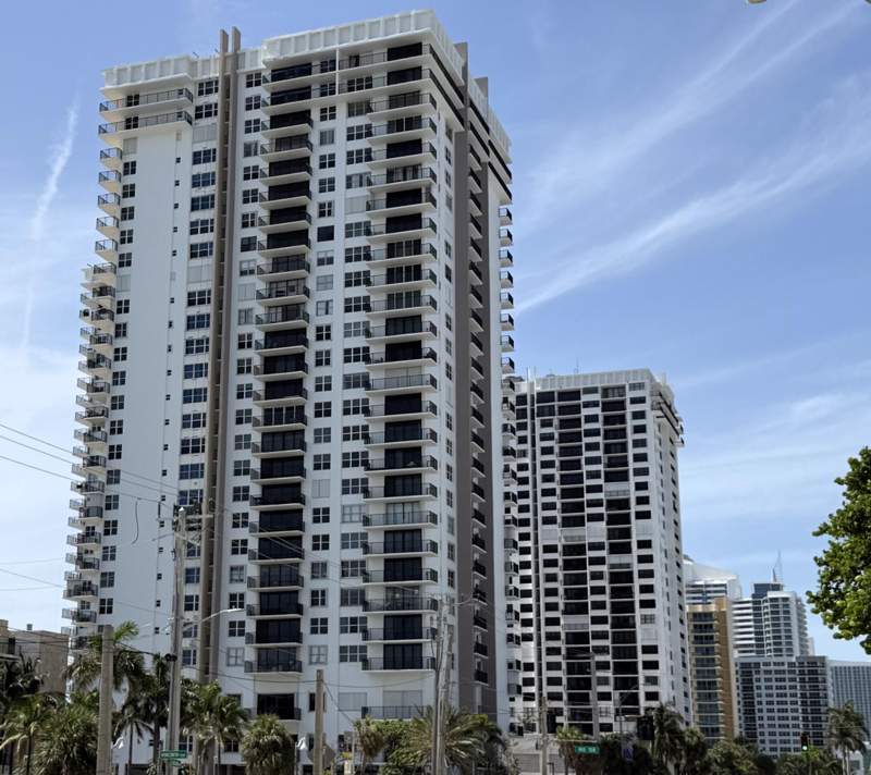 2 bedroom Condominium at 2101 S Ocean Drive #505, Quadomain Tower I And IV Condo, Hollywood — photo 2