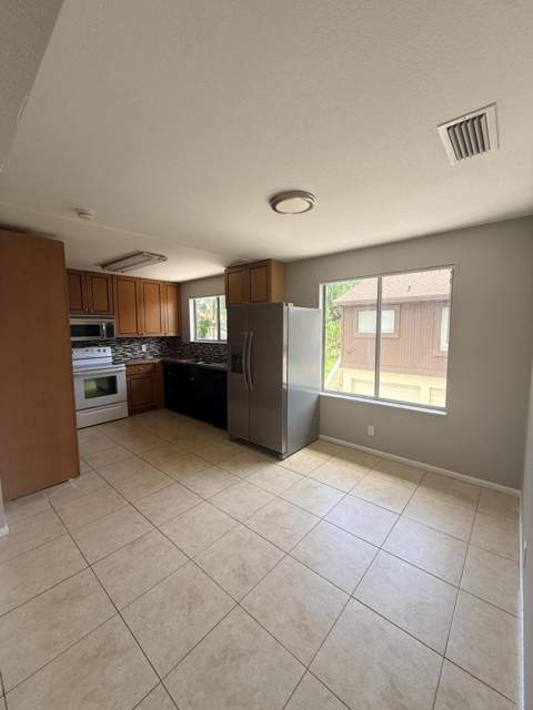 5324 Bosque Lane #92, West Palm Beach FL - photo 11 of 21