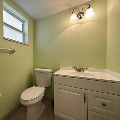 21 Colonial Club Drive #202, Boynton Beach FL - photo 20 of 49
