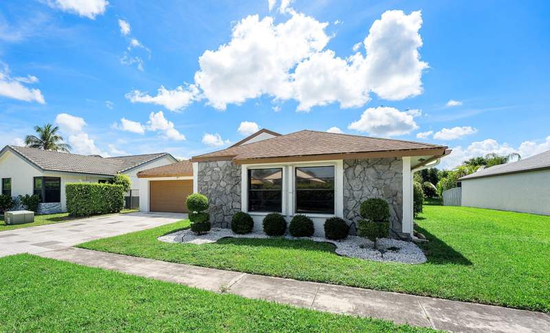 4 bedroom Single Family Residence at 21506 Summertrace Circle, Country Landing, Boca Raton — photo 3