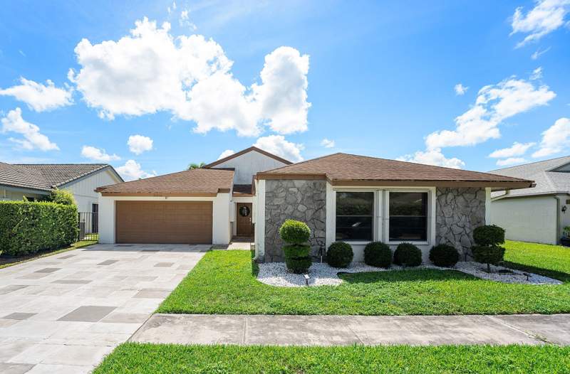 4 bedroom Single Family Residence at 21506 Summertrace Circle, Country Landing, Boca Raton — photo 4