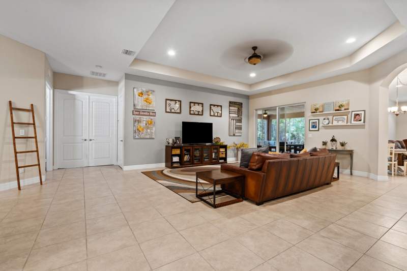 5 bedroom Single Family Residence at 6019 SW Longspur Lane, Highlands Reserve, Palm City — photo 4