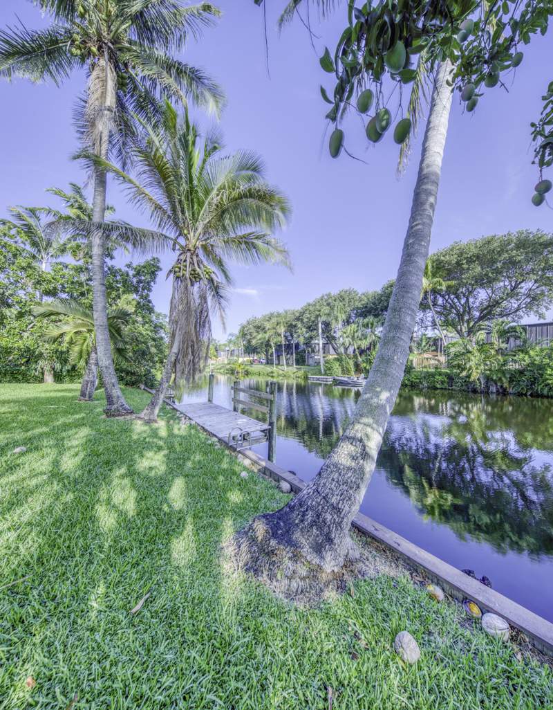 4 bedroom Single Family Residence at 1870 Mediterranean Road, Palm Ridge Estates 2, Lake Clarke Shores — photo 3