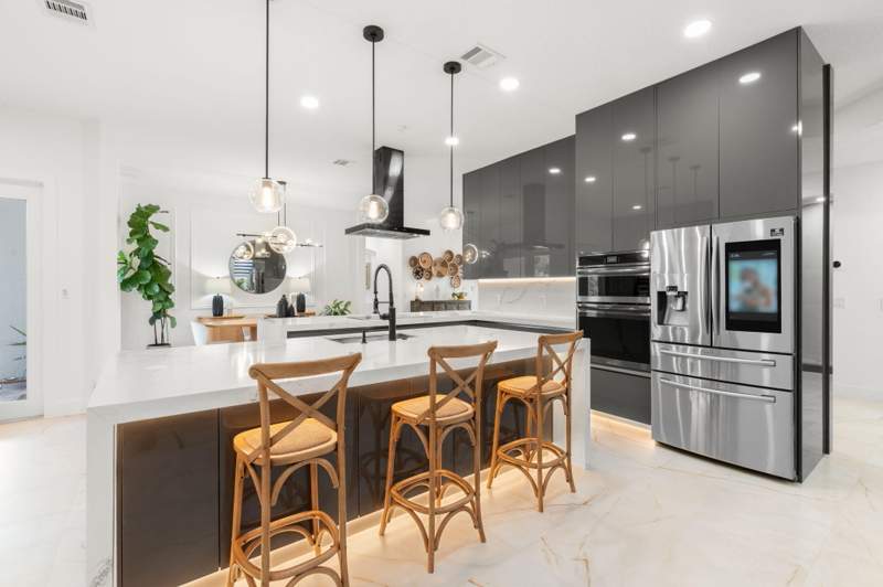5 bedroom Single Family Residence at 5617 NW 106th Way, Kensington North, Coral Springs — photo 4