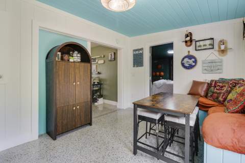 940 Dogwood Road, North Palm Beach FL - photo 19 of 43