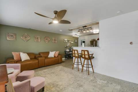940 Dogwood Road, North Palm Beach FL - photo 6 of 43