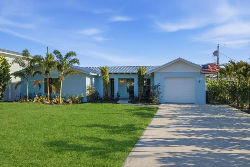 3 bedroom Single Family Residence at 5216 SE Orange Street, Rocky Point Estates, Stuart — photo 2