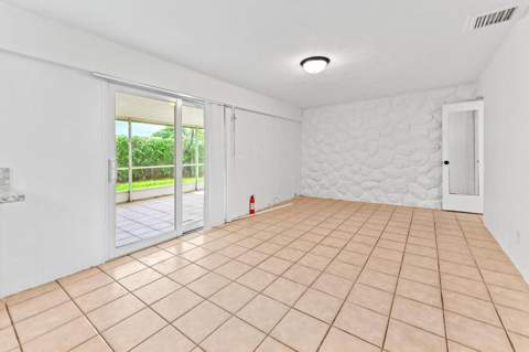 6575 NW 3rd Street, Margate FL - photo 11 of 24