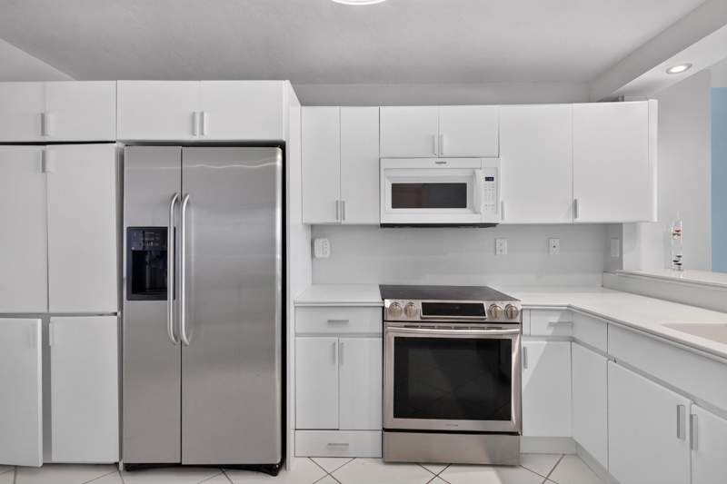 2 bedroom Condominium at 510 N Ocean Boulevard #410, Silver Thatch Ocean Club Condo, Pompano Beach — photo 4