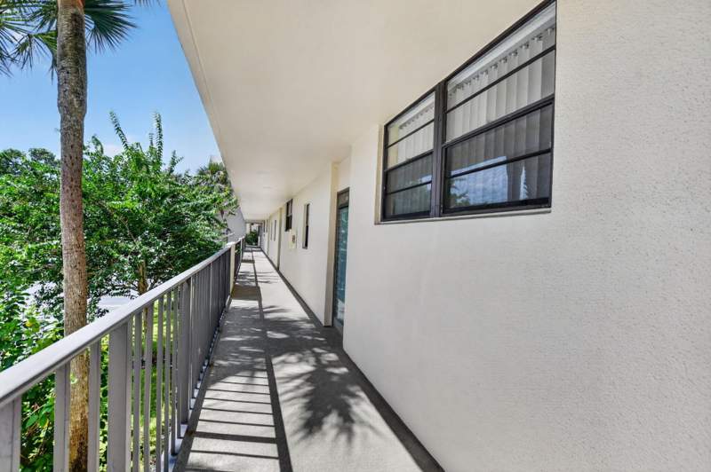 1 bedroom Condominium at 2460 Deer Creek Country Club Boulevard #206-A, The Palms of Deer Creek, Deerfield Beach — photo 2