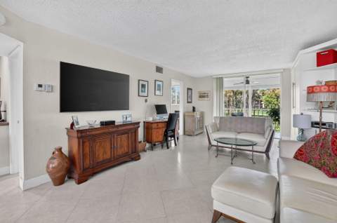 2460 Deer Creek Country Club Boulevard #206-A, Deerfield Beach FL - photo 7 of 32