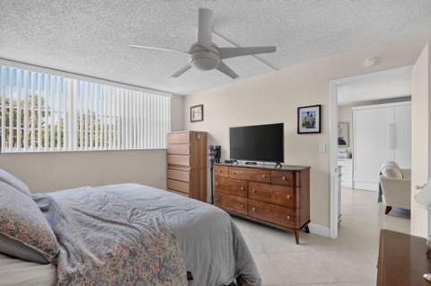 2460 Deer Creek Country Club Boulevard #206-A, Deerfield Beach FL - photo 17 of 32