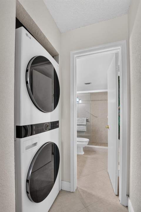 2460 Deer Creek Country Club Boulevard #206-A, Deerfield Beach FL - photo 20 of 32