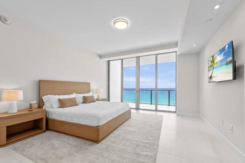 2 bedroom Condominium at 3100 N Ocean Drive #H 1504, Amrit Ocean Resort Condo, Riviera Beach — photo 4