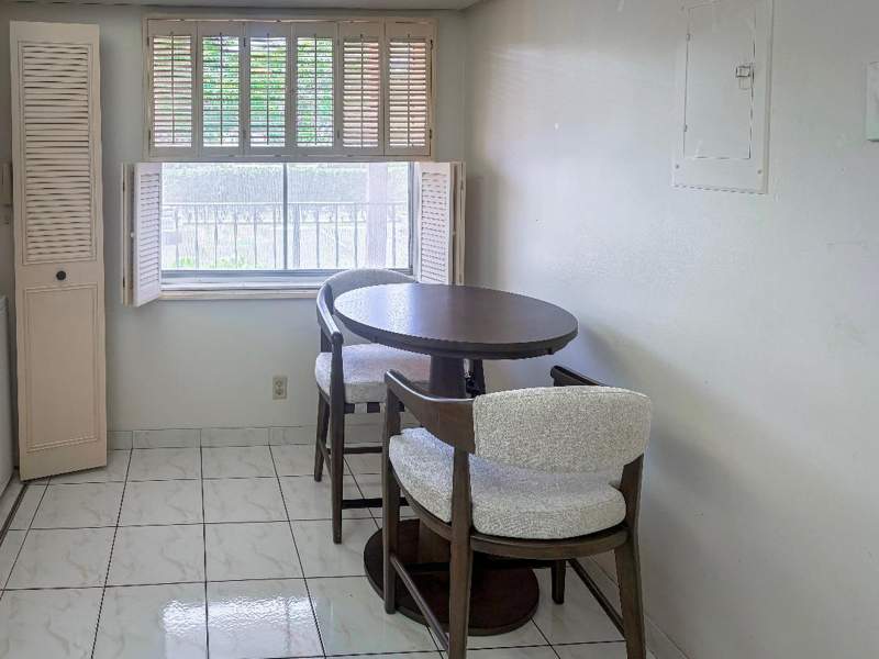 2 bedroom Condominium at 7561 NW 1st Street #207, Palm Lakes Condo, Margate — photo 4