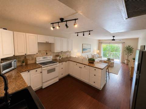 725 Hummingbird Way #210, North Palm Beach FL - photo 7 of 30