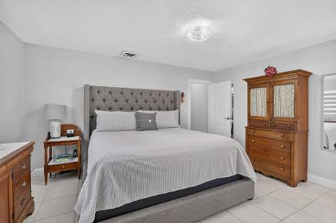 1851 NW 106th Avenue, Pembroke Pines FL - photo 24 of 58