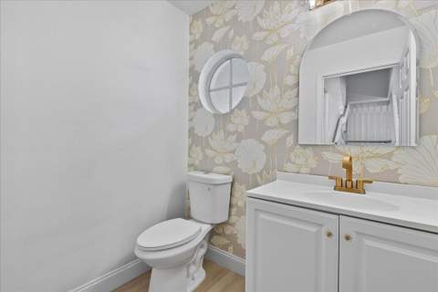 8128 Big Pine Way, Riviera Beach FL - photo 12 of 37