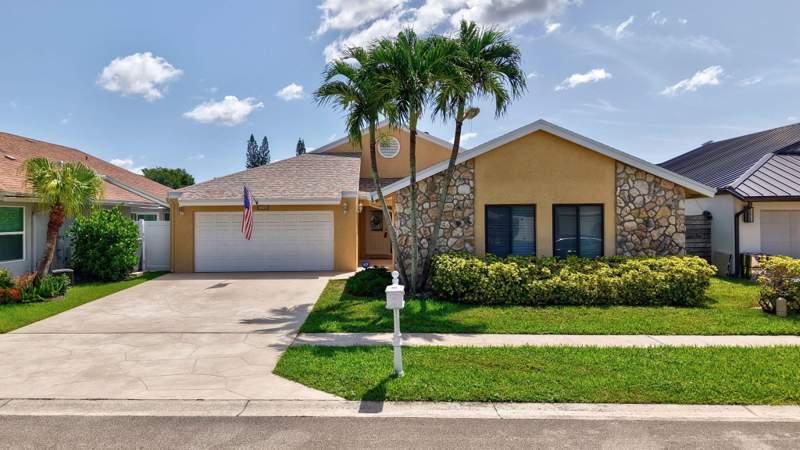 4 bedroom Single Family Residence at 20986 Rustlewood Avenue, Country Landing Sec 3, Boca Raton — photo 2