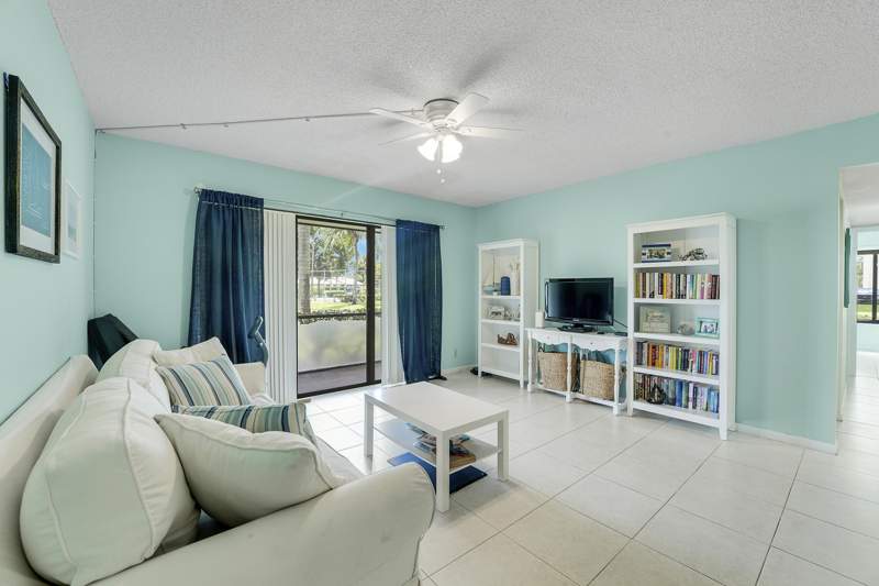 2 bedroom Condominium at 1112 Green Pine Boulevard #G1, Palm Club Village II Condo, West Palm Beach — photo 5